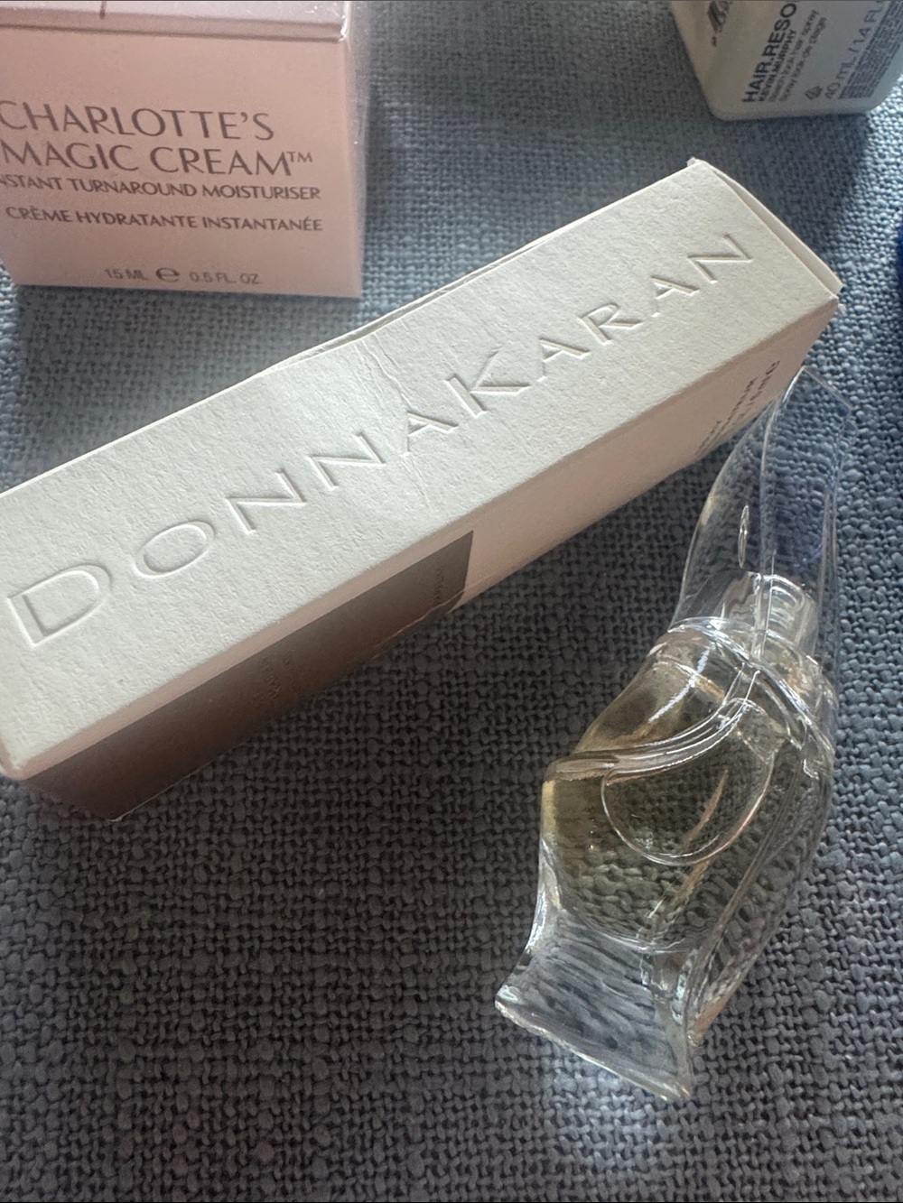 New Donna Karan Cashmere Mist 5ml - Picture 2 of 3